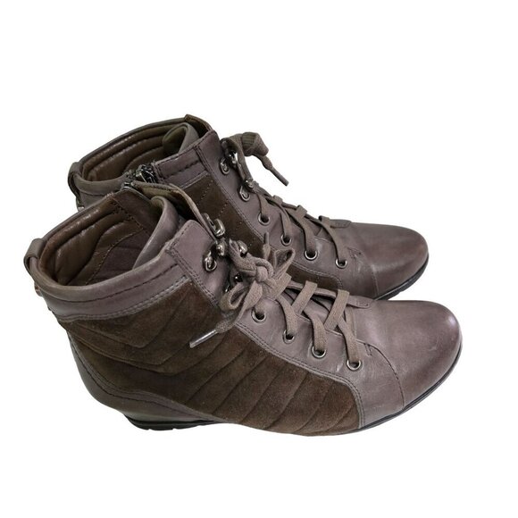 Earthies Limburg Charcoal Leather Hidden Wedge Ankle Booties Size 7B - Picture 1 of 9